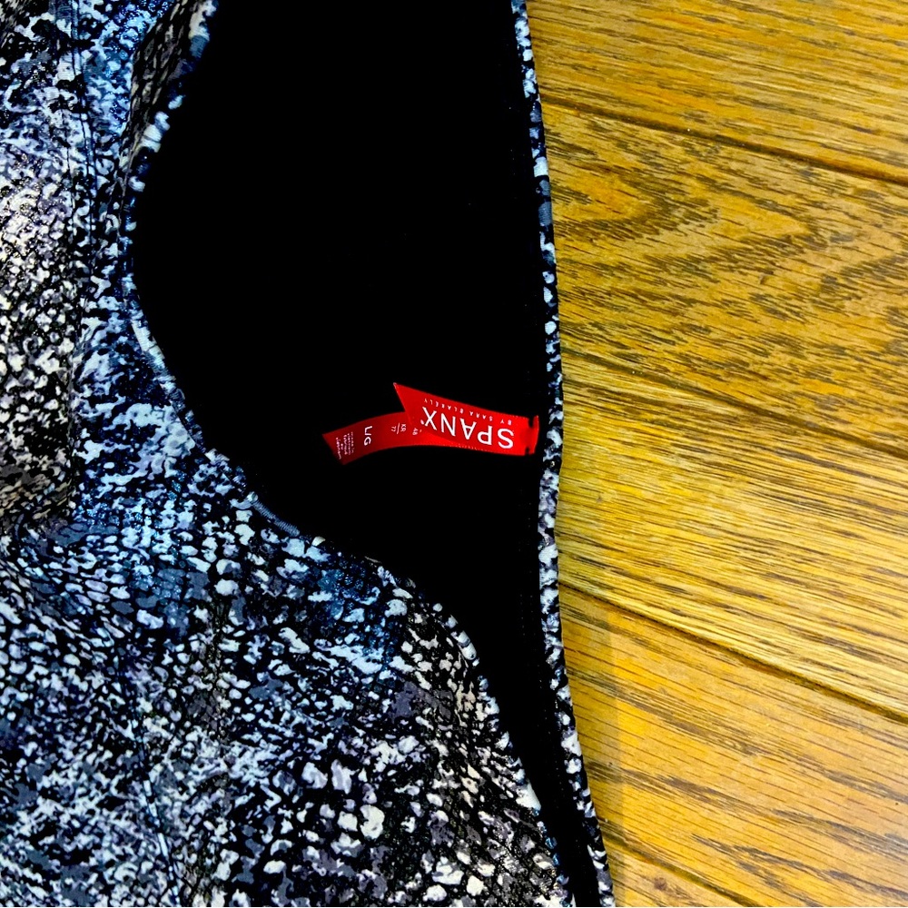 Spanx Snakeskin leggings!